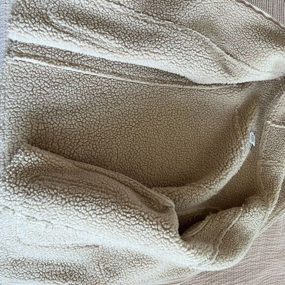 Old Navy Sherpa Fleece Jacket Women Large Beige Zip Buttons Pockets Cozy Winter - Picture 9 of 16